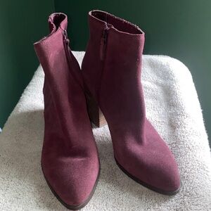 Chic Burgundy Ankle Booties